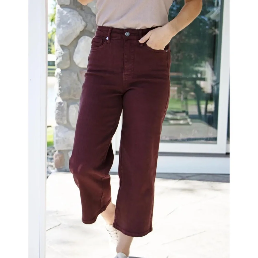 Judy Blue Red Maroon Tummy Control Wide Leg Cropped Jeans - Size 29 EUC